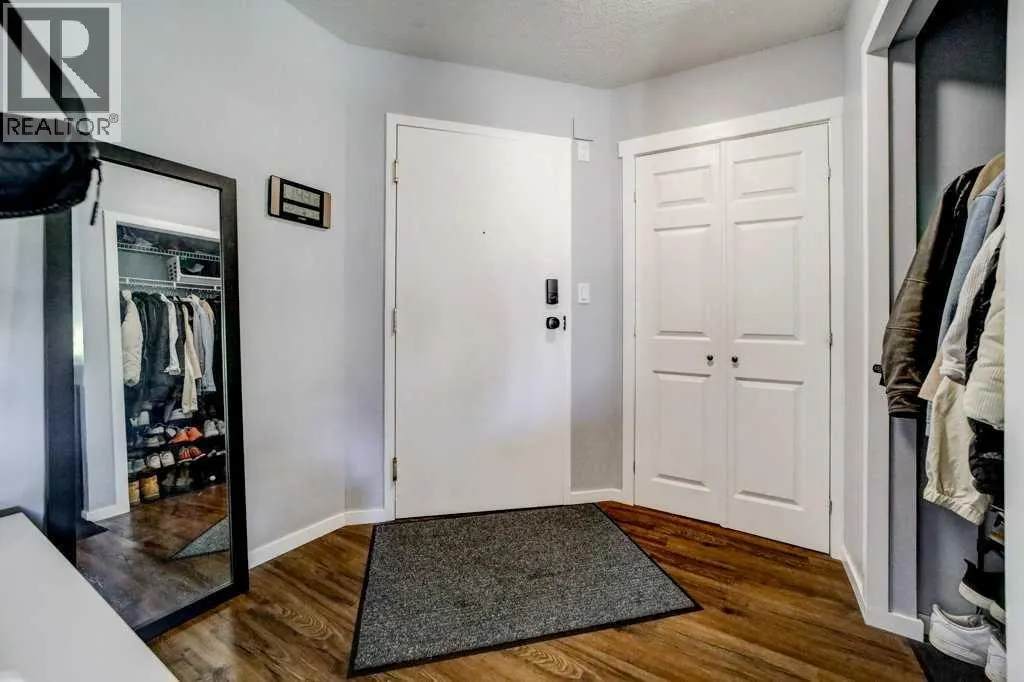 109, 485 Red Crow Boulevard W