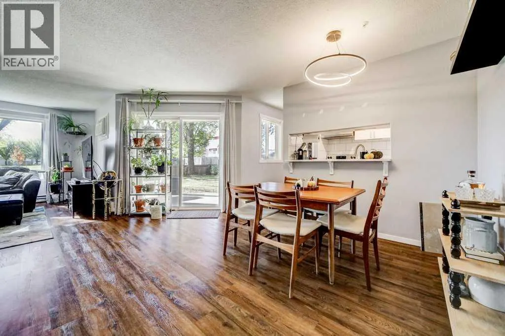 109, 485 Red Crow Boulevard W