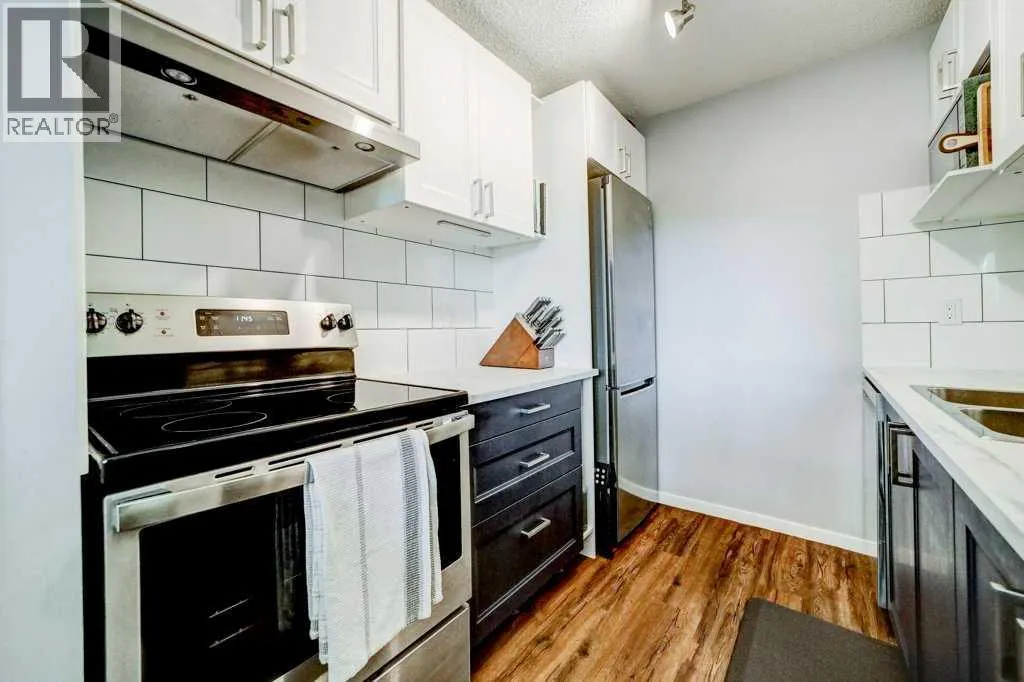 109, 485 Red Crow Boulevard W