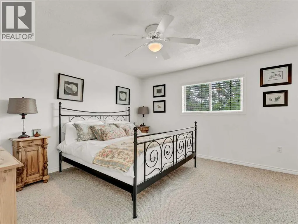 403, 165 South Ridge Drive SE