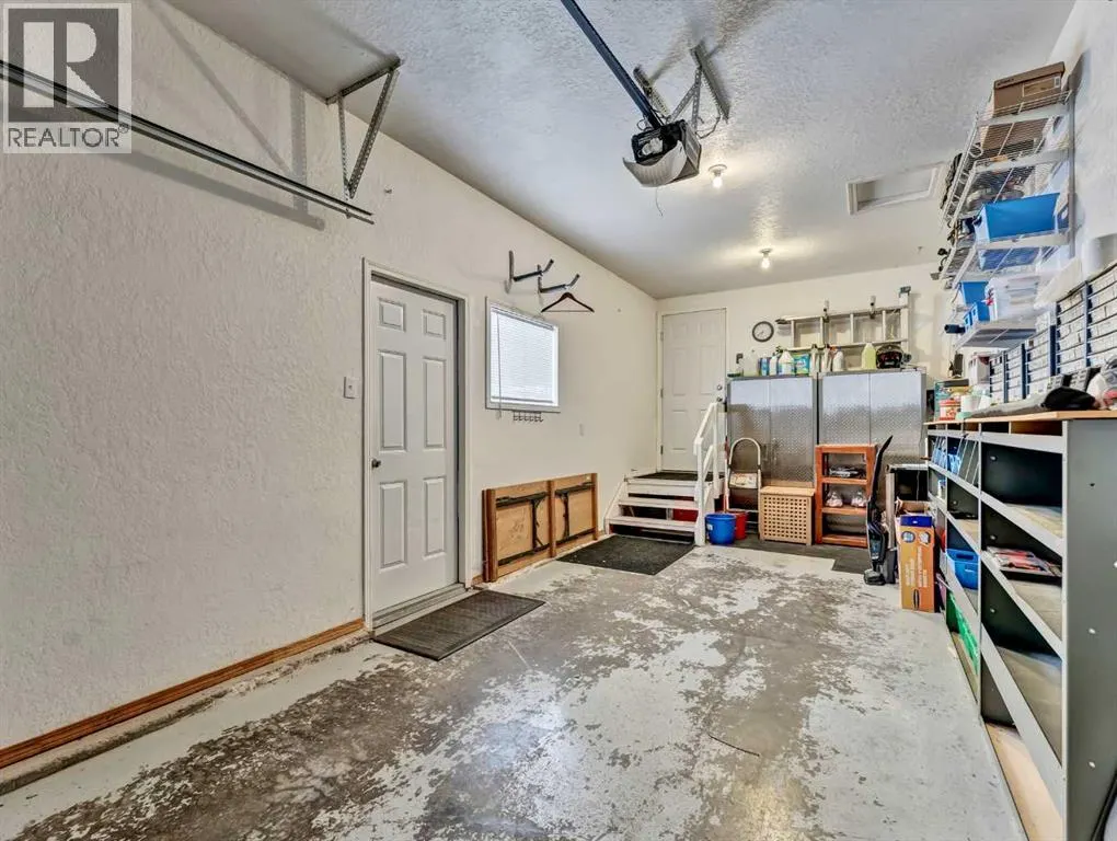 403, 165 South Ridge Drive SE