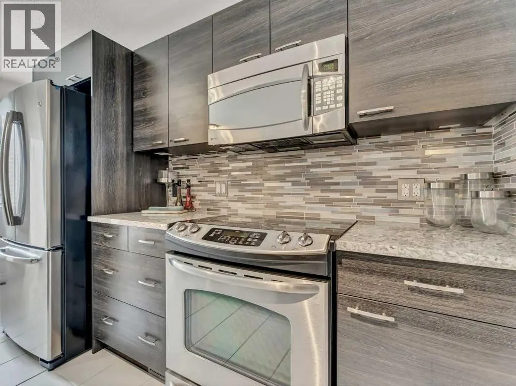 403, 165 South Ridge Drive SE