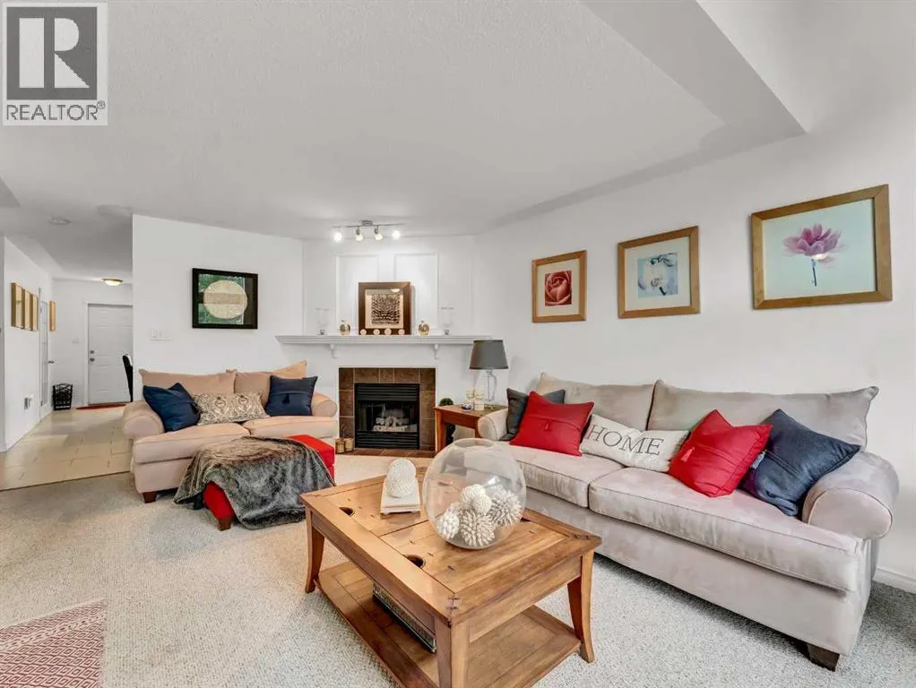 403, 165 South Ridge Drive SE
