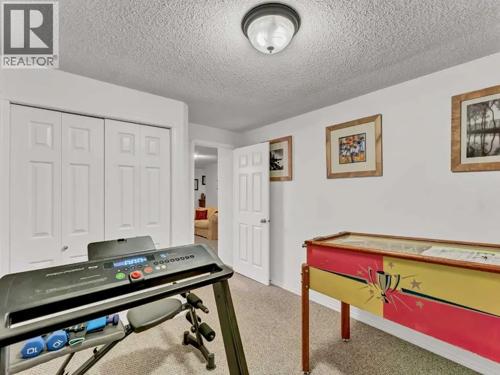 403, 165 South Ridge Drive SE