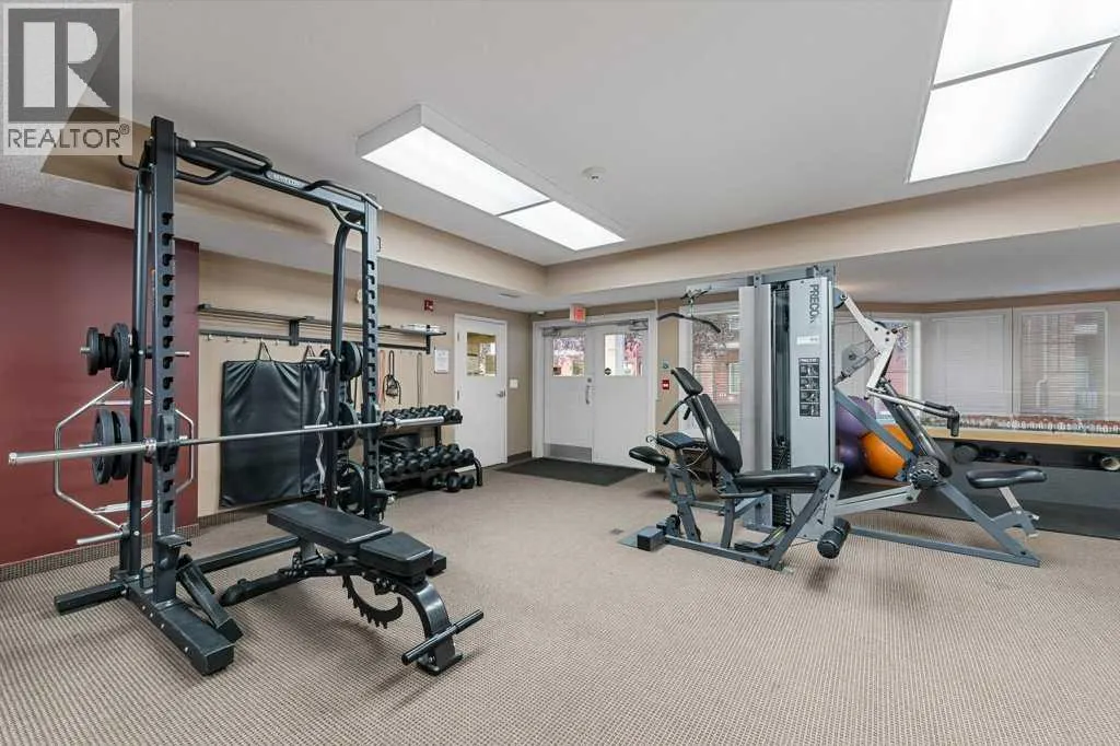 240, 60 Royal Oak Plaza NW