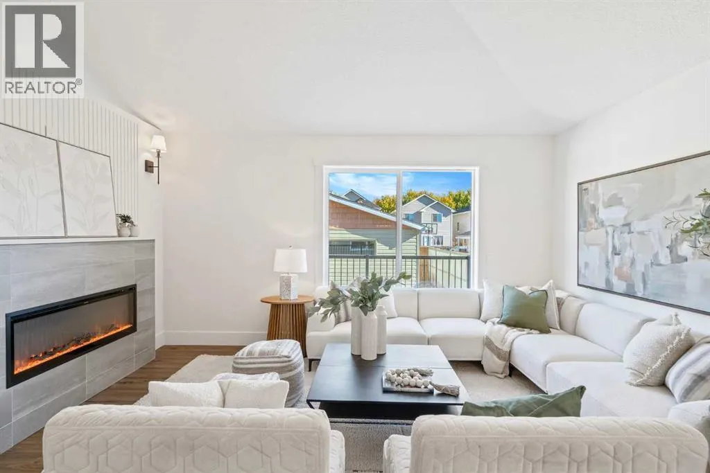 56 Inverness Grove SE