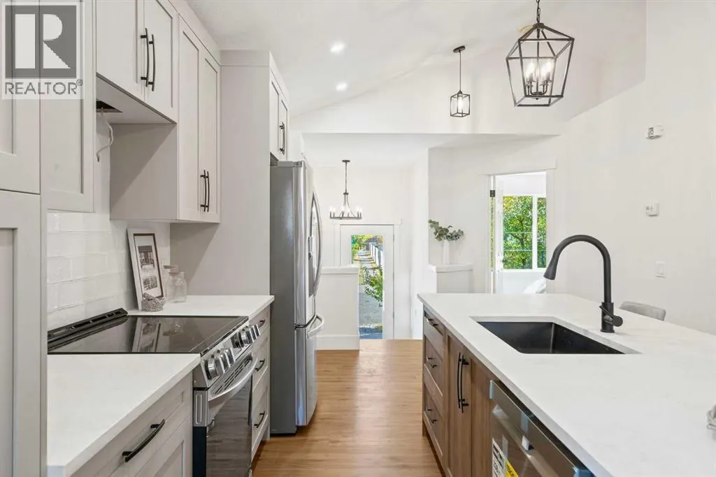 56 Inverness Grove SE