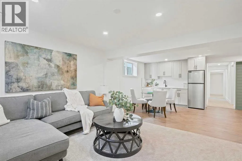 56 Inverness Grove SE