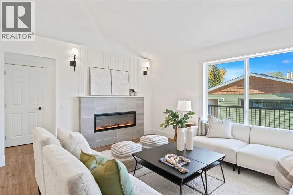 56 Inverness Grove SE