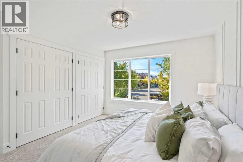 56 Inverness Grove SE