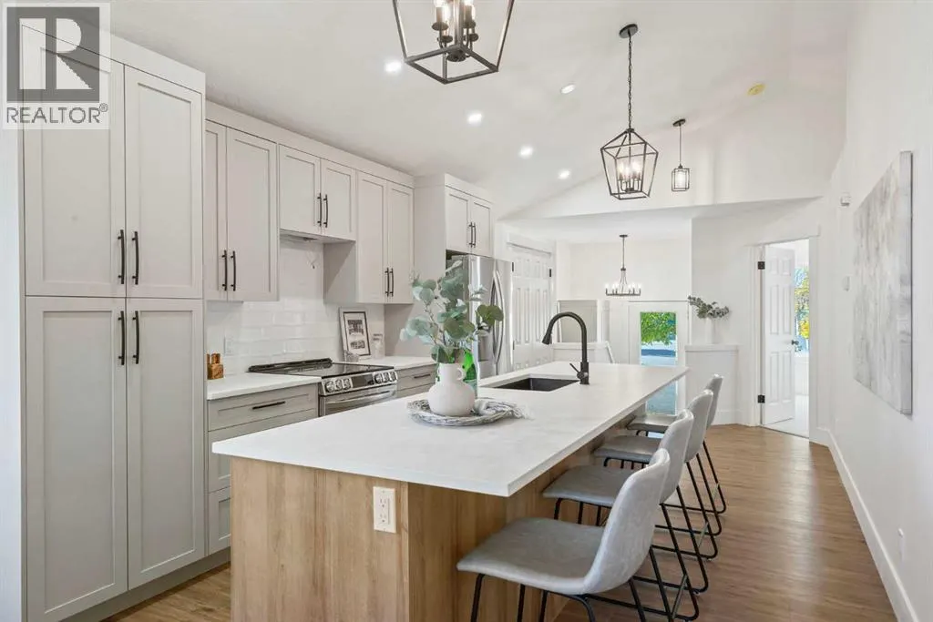 56 Inverness Grove SE