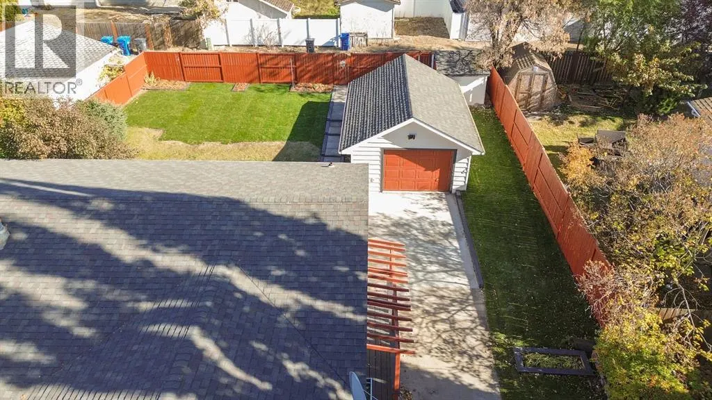 7 Stirling Close