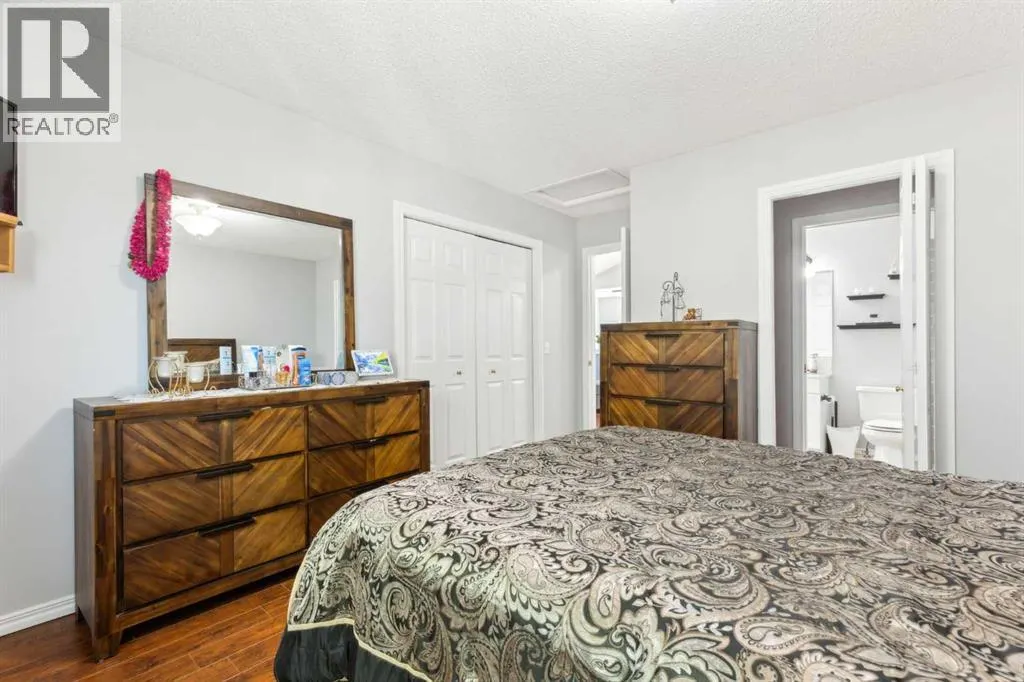 4 Martha's Meadow Place NE