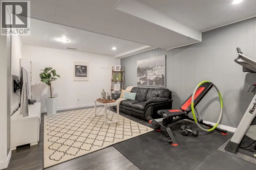 80 Brae Glen Lane SW