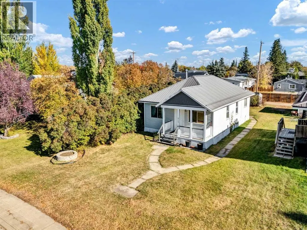 517 Iris Street