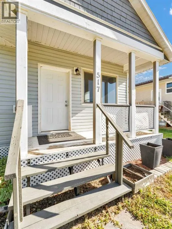 517 Iris Street