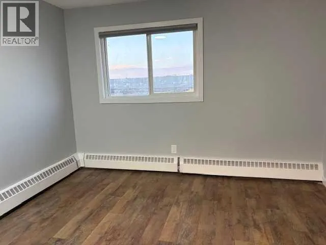 306, 41 Bennett Street