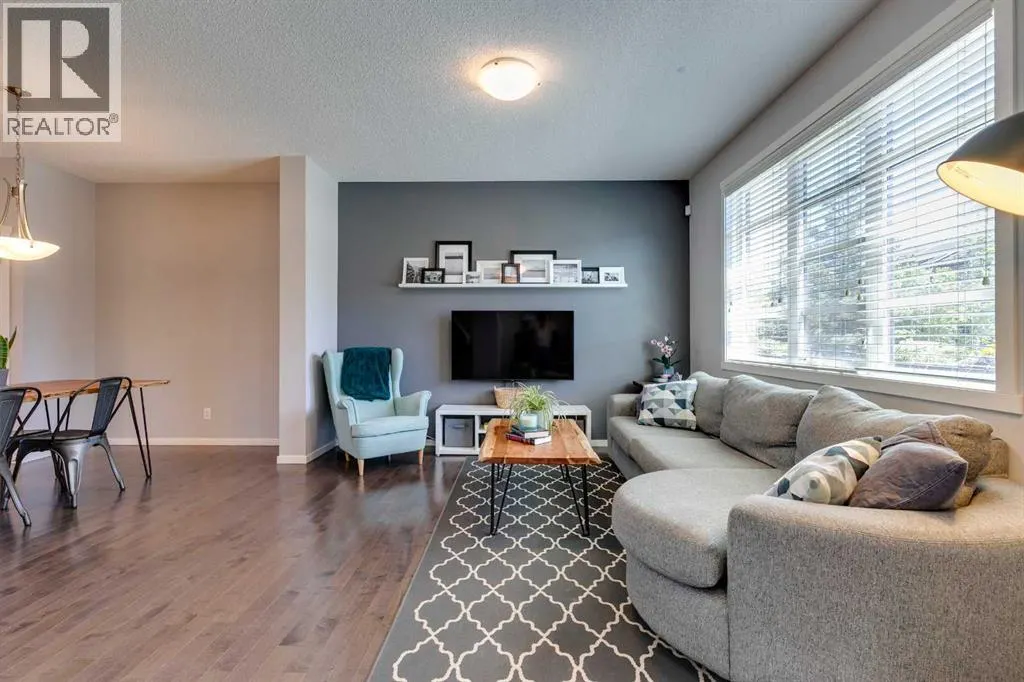 357 Walden Parade SE