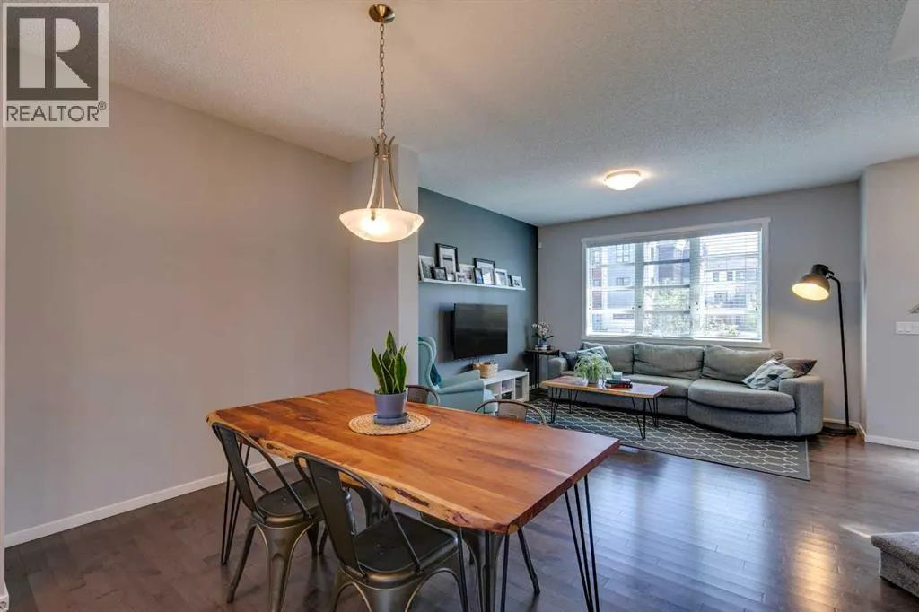 357 Walden Parade SE