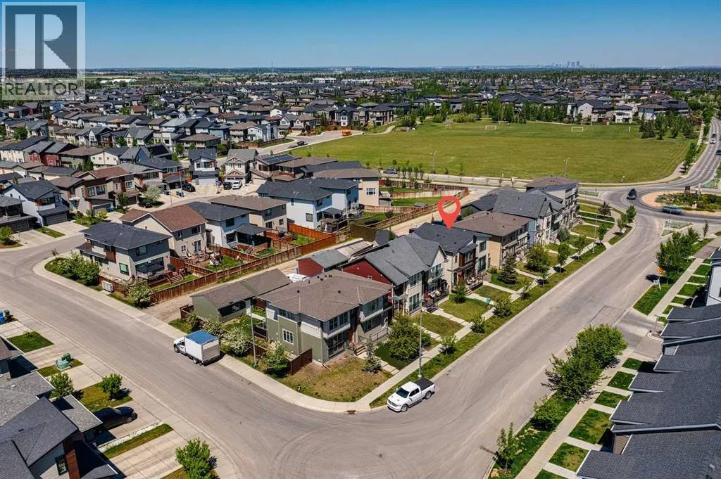 357 Walden Parade SE