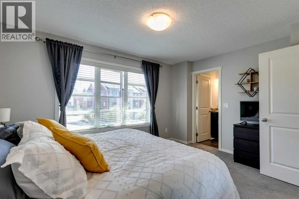 357 Walden Parade SE