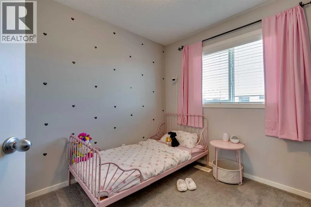 357 Walden Parade SE