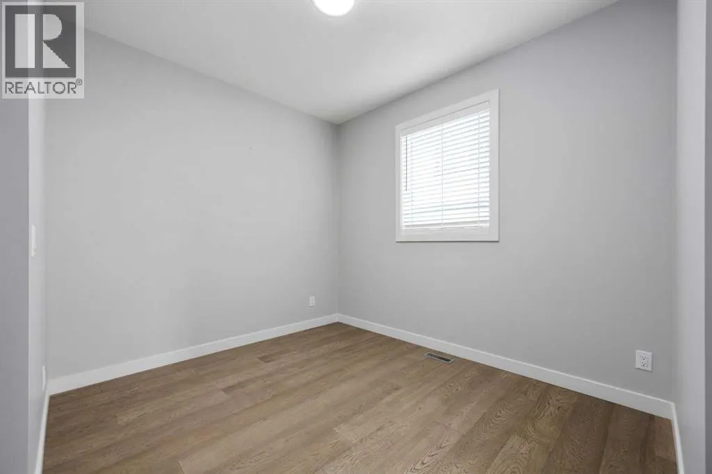 97 Amblehurst Gardens NW