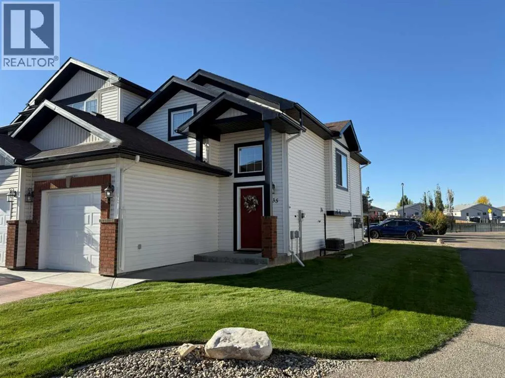 35, 295 Blackfoot Road W