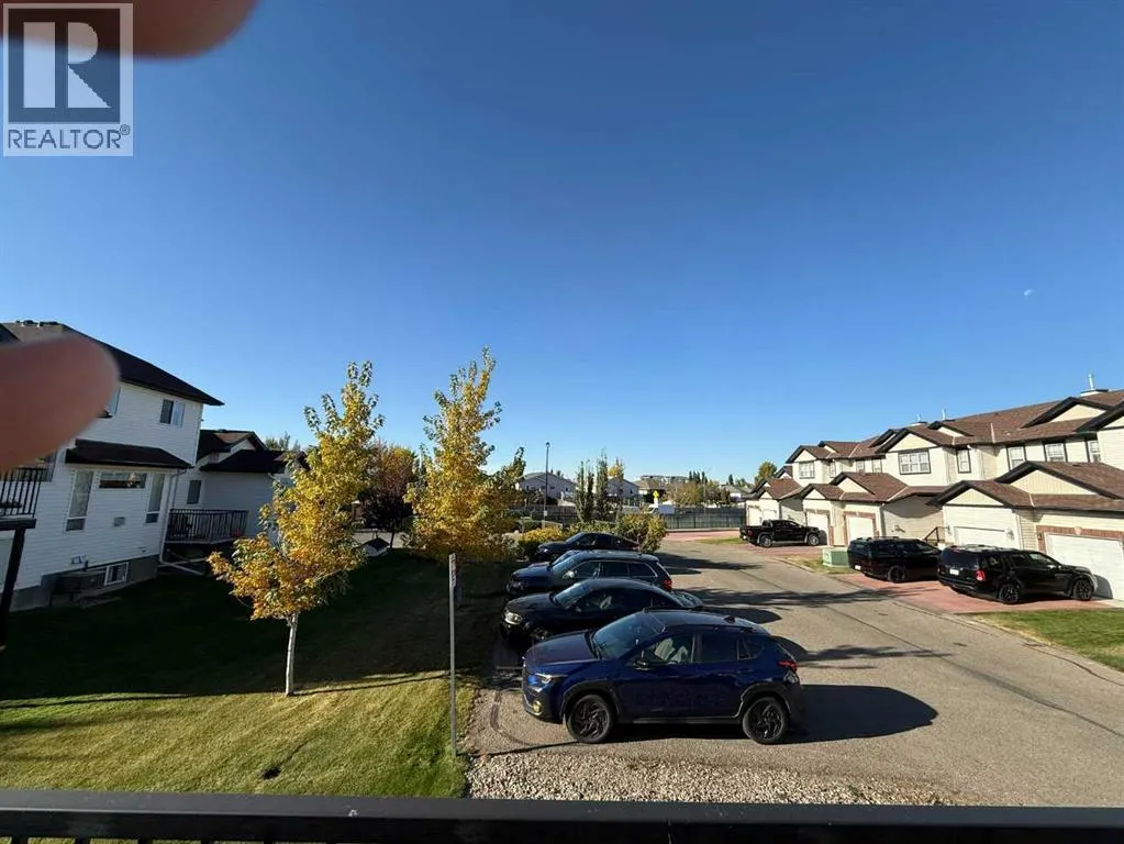 35, 295 Blackfoot Road W