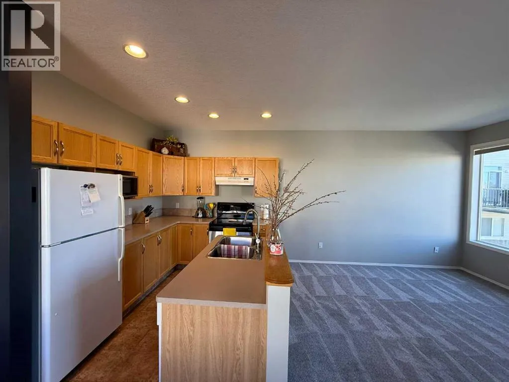 35, 295 Blackfoot Road W