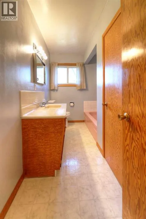 71 Rosery Drive NW