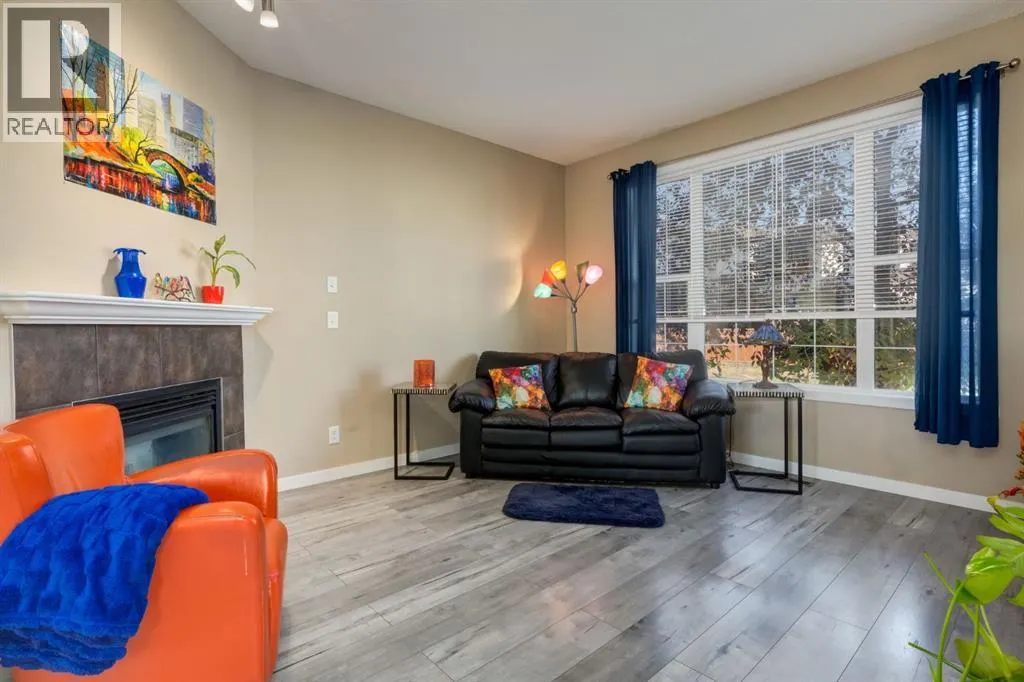 15 Covemeadow Close NE