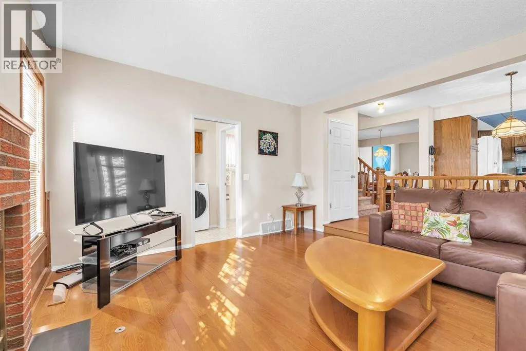247 Millbank Drive SW