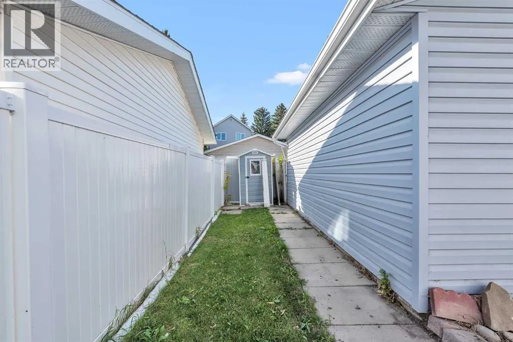 247 Millbank Drive SW