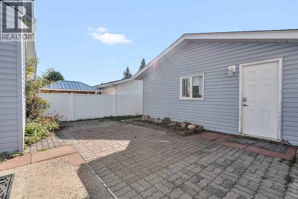 247 Millbank Drive SW