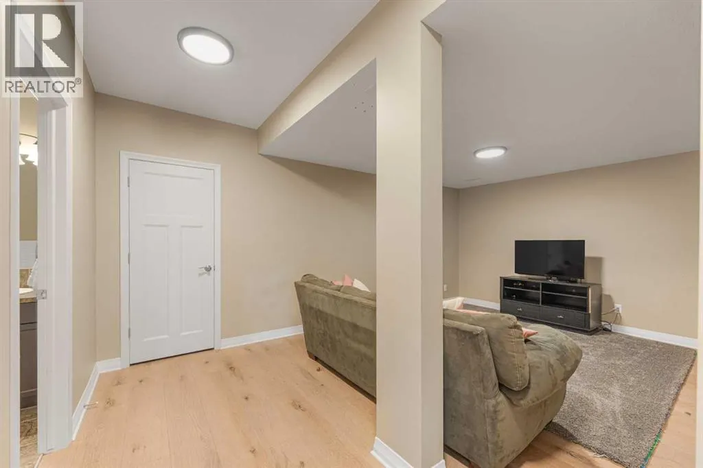 79 Ridge View Close