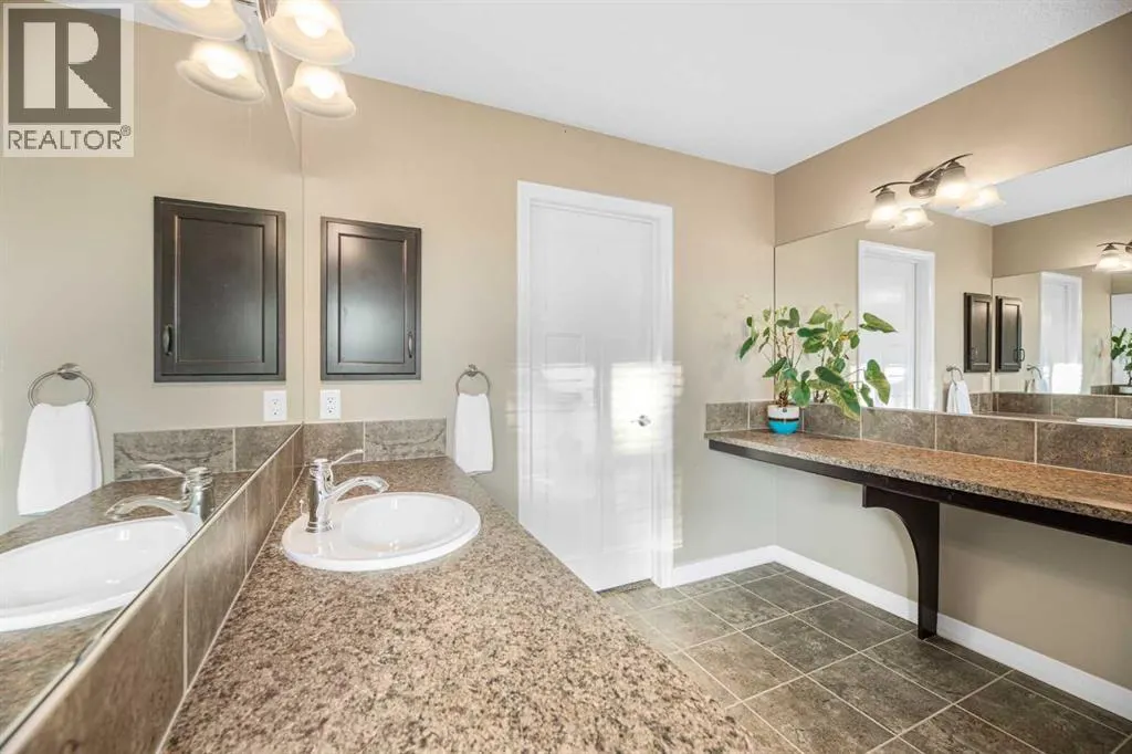 79 Ridge View Close