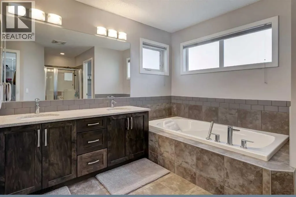 269 Walden Heights SE