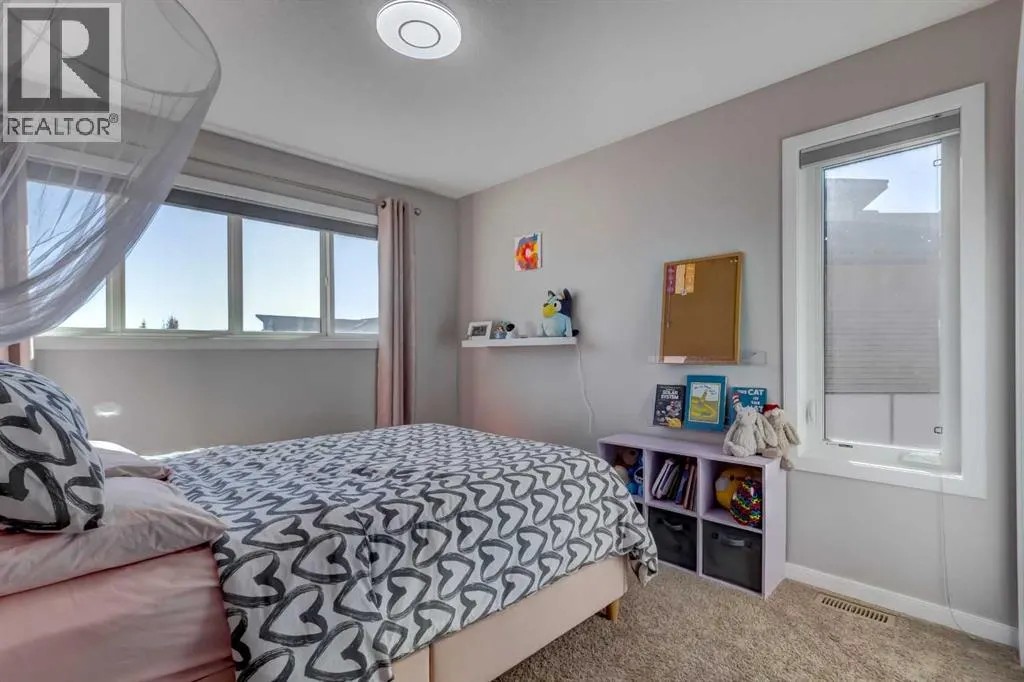 269 Walden Heights SE