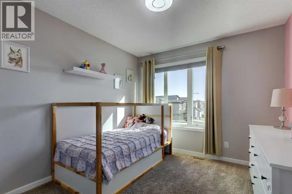 269 Walden Heights SE
