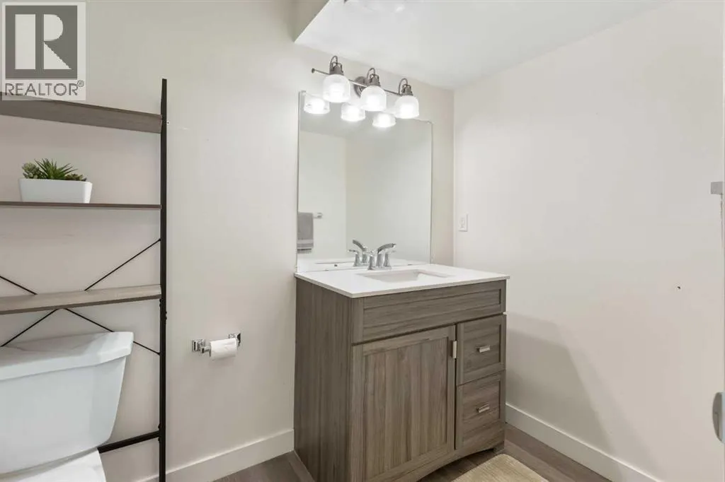 27 Deercrest Close SE