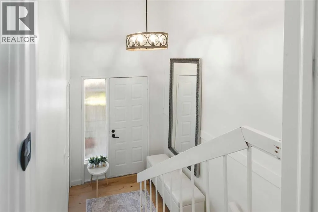 27 Deercrest Close SE