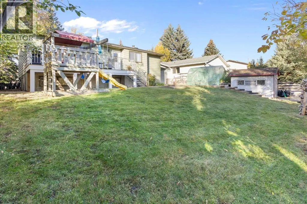 27 Deercrest Close SE