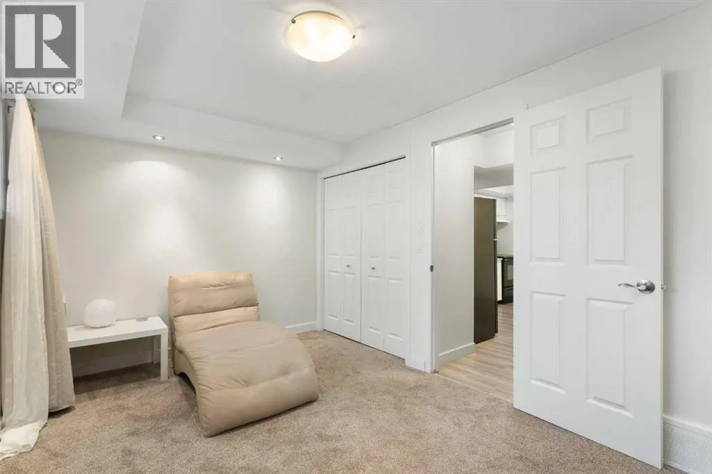 27 Deercrest Close SE