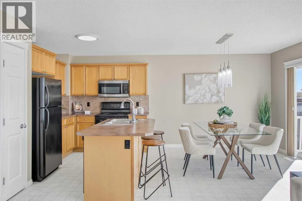 92 Everglen Way SW