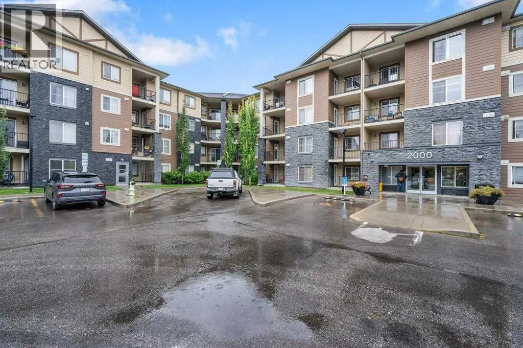 2417, 81 Legacy Boulevard SE