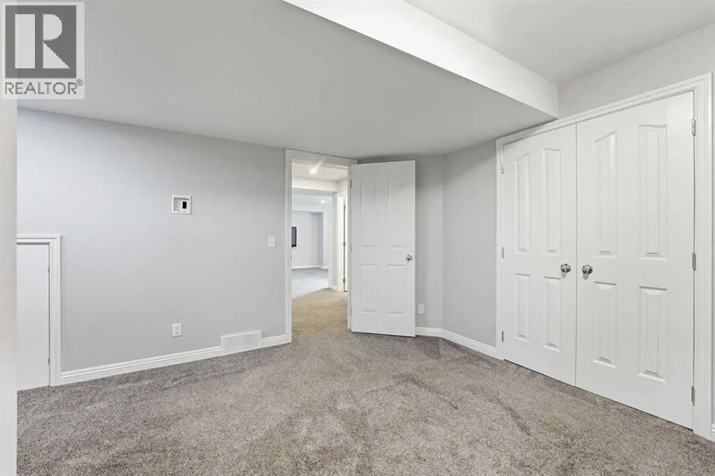 101 Douglas Glen Point SE
