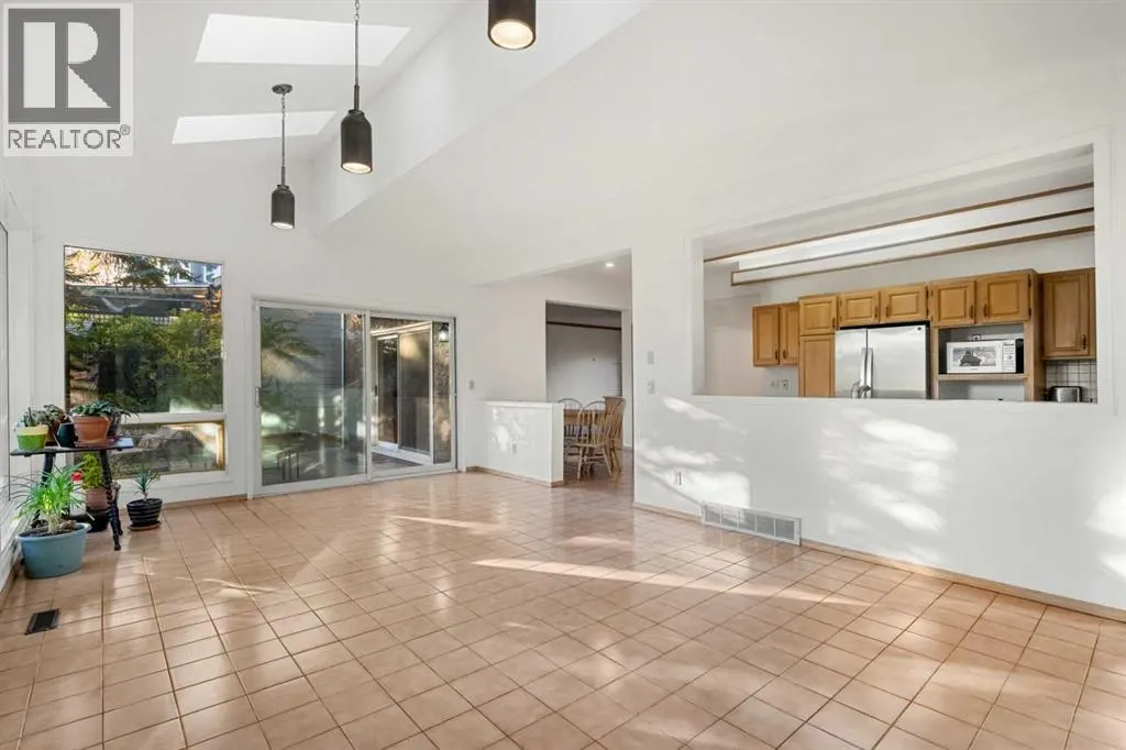907 Shawnee Drive SW