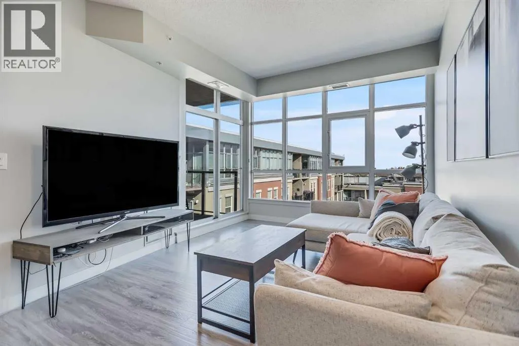 6402, 11811 Lake Fraser Drive SE