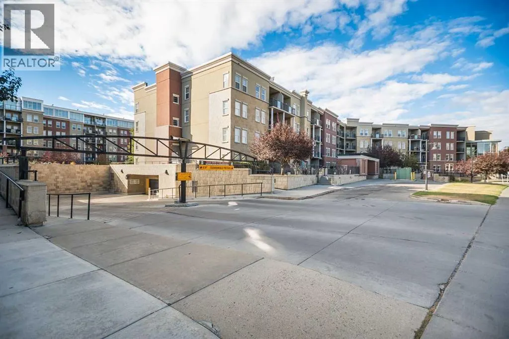 6402, 11811 Lake Fraser Drive SE